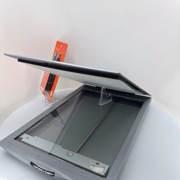 Canon Home/Office - High-Resolution Flatbed Scanner - Picture 16 of 16